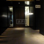 Sharing Hallway | TORANOMON HILLS RESIDENCE Exterior photo 09