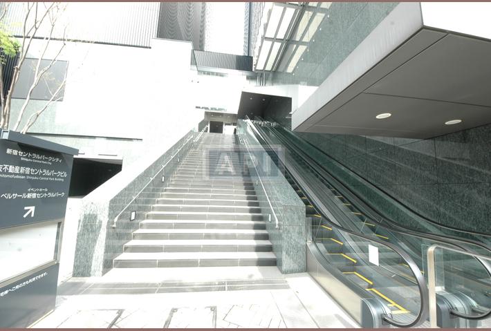  | CENTRAL PARK TOWER LA TOUR SHINJUKU Exterior photo 14