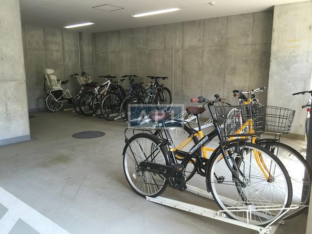 Bicycle space | FORETSEINE REINANZKA RESIDENCE Exterior photo 16