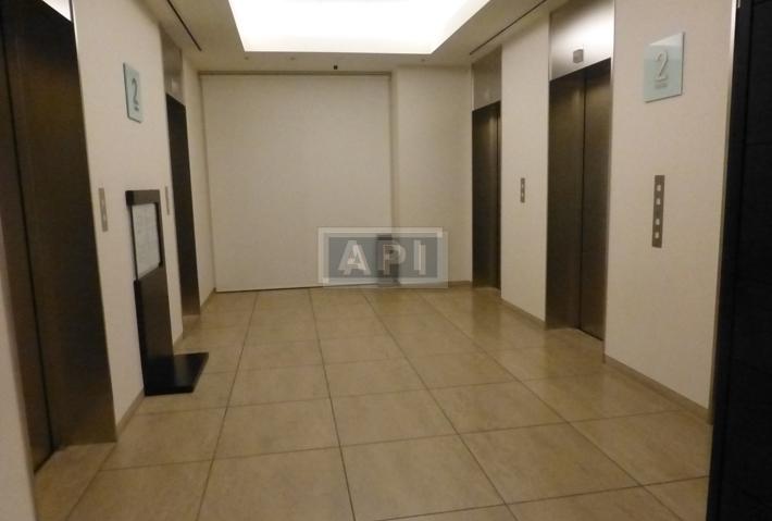 Elevator | ROPPONGI HILLS RESIDENCE B TOWER Exterior photo 10