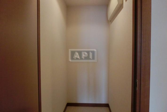 | AOYAMA DAIICHI MANSIONS Interior photo 15