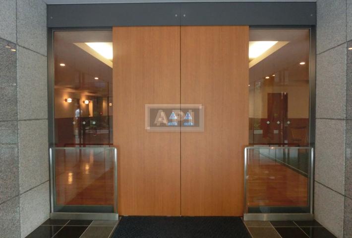 Entrance | AOYAMA DAIICHI MANSIONS Exterior photo 03