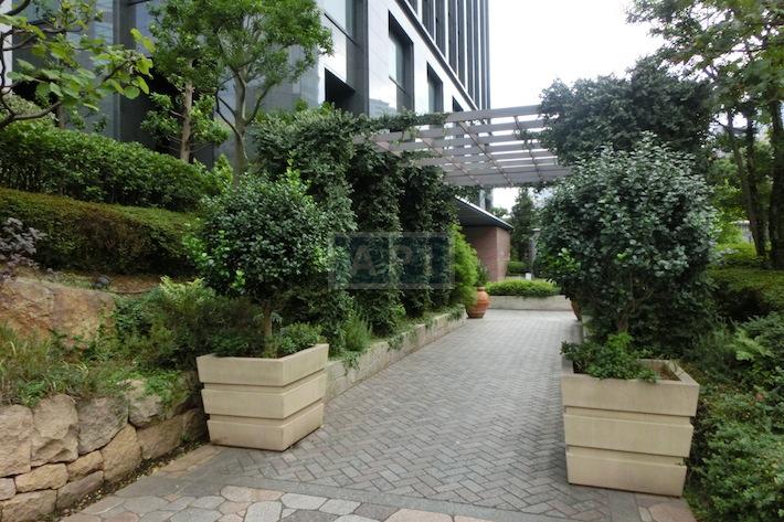  | LA TOUR CHIYODA Exterior photo 03