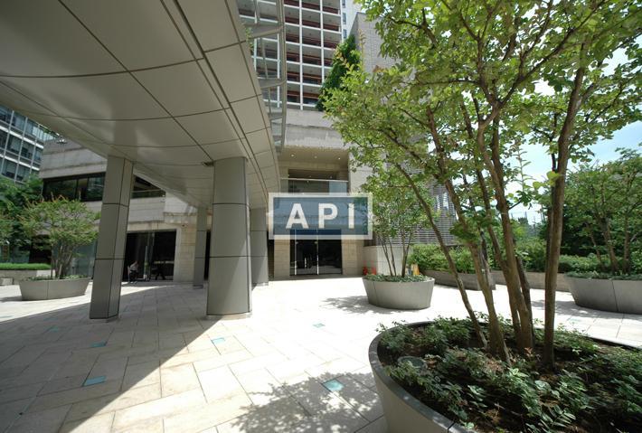 Entrance | ROPPONGI HILLS RESIDENCE D TOWER Exterior photo 07