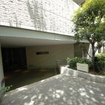 Entrance | ROPPONGI HILLS RESIDENCE C TOWER Exterior photo 17