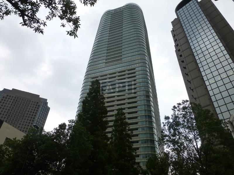 Exterior | ARK HILLS SENGOKUYAMA RESIDENCE Exterior photo 02