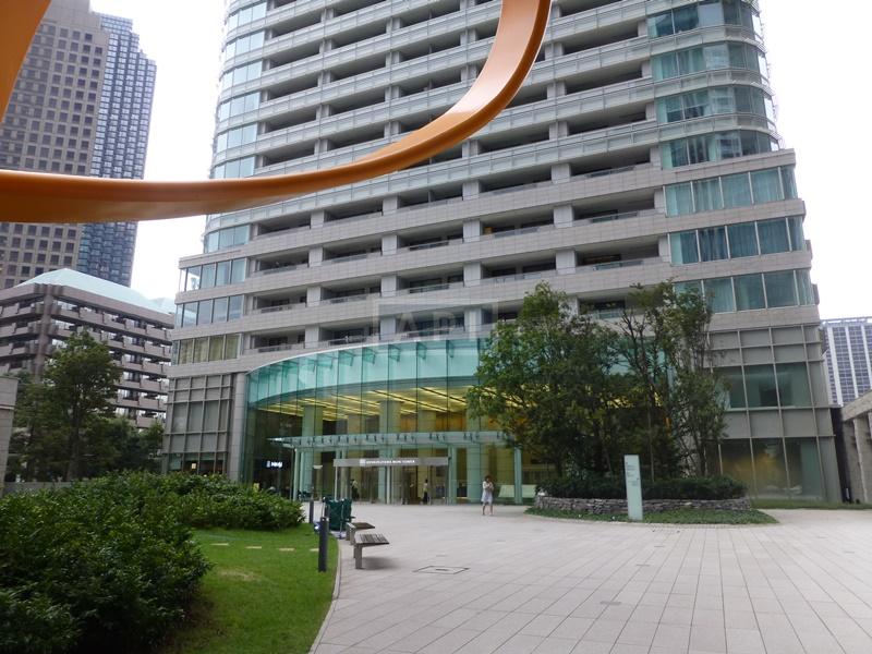 Open Space | ARK HILLS SENGOKUYAMA RESIDENCE Exterior photo 10