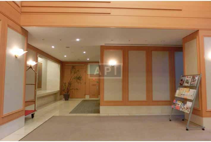 Elevator hall | HOMAT VISCOUNT Exterior photo 04