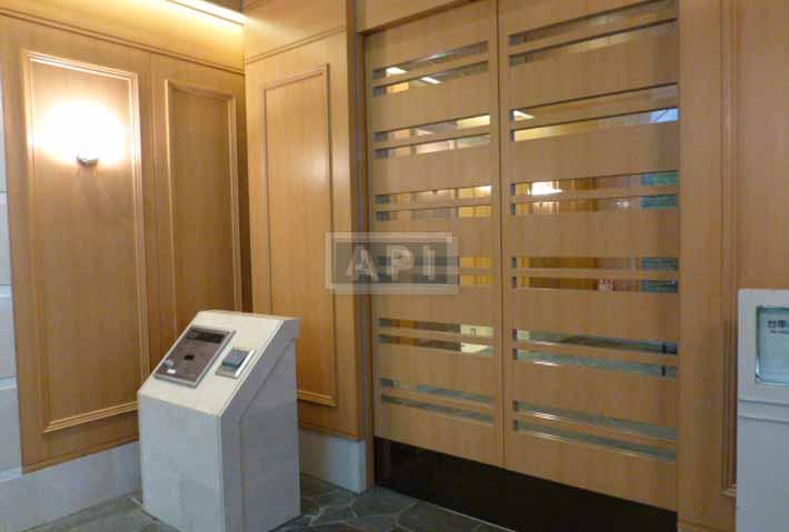 Main entrance | HOMAT VISCOUNT Exterior photo 16