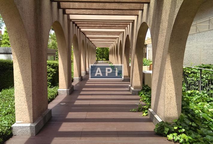 Open Space | MOTO-AZABU HILLS FOREST TOWER Exterior photo 08