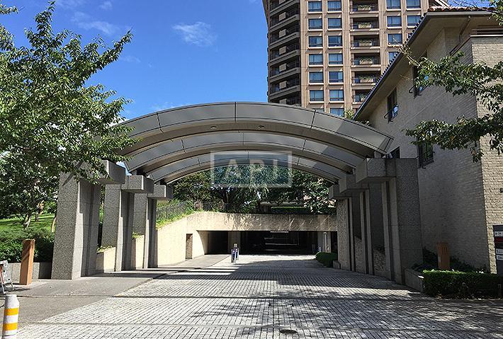  | MOTO-AZABU HILLS FOREST TOWER Exterior photo 02
