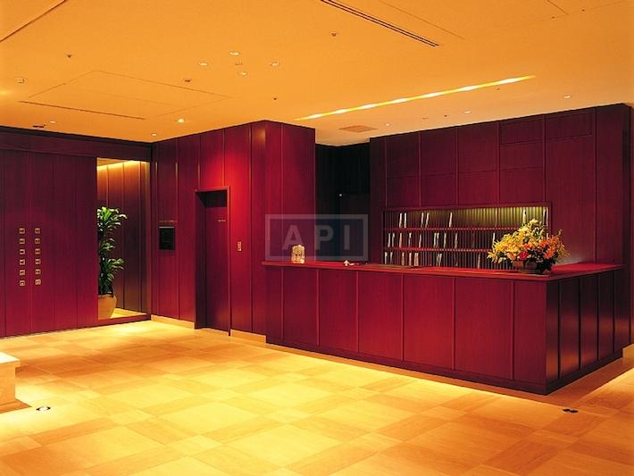 Front Desk | MOTO-AZABU HILLS FOREST TOWER Exterior photo 05