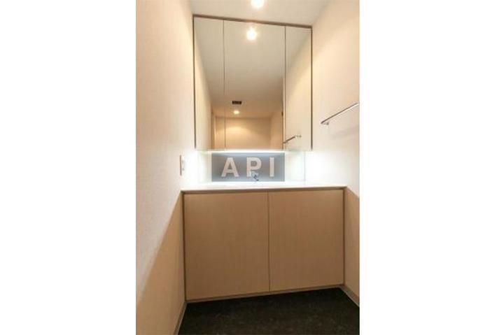  | MINAMI-AOYAMA GARDEN COURT Interior photo 04