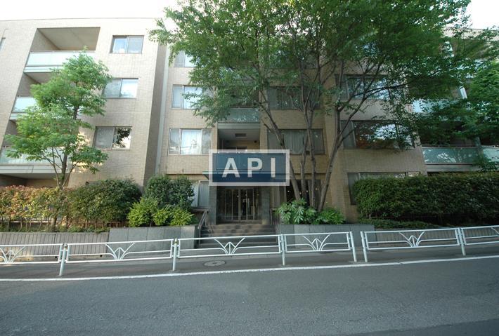 Entrance | MFPR COURT DAIKANYAMA Exterior photo 04