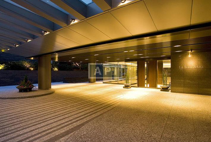  | LA TOUR MITA Exterior photo 03