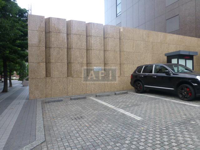 Car Parking | LA TOUR SHIBAKOEN Exterior photo 06