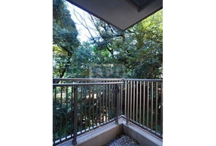  | COURT ANNEX AZABU-NAGASAKA Interior photo 08