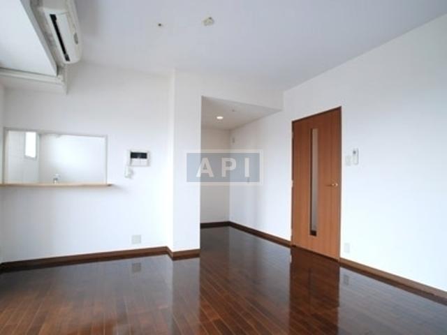  | ACROSS MEGURO TOWER Interior photo 03