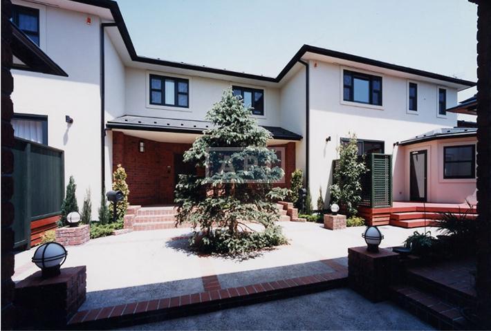  | MAGNOLIA COURT Exterior photo 02