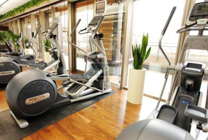  | PARK TOWER GRANSKY Exterior photo 04