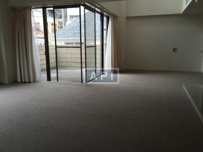  | SHOTO REGENCY Interior photo 03