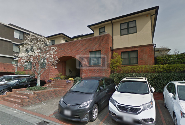 Exterior / Parking | MAGNOLIA COURT Exterior photo 04