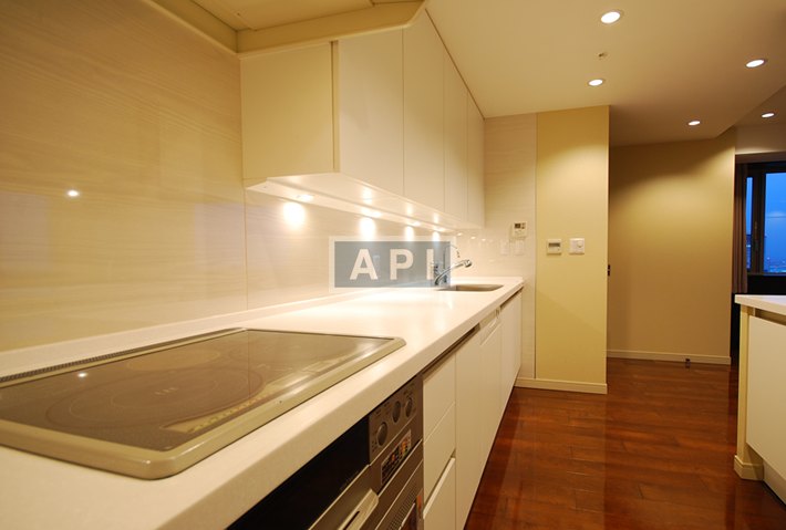  | LA TOUR SHIODOME Interior photo 03