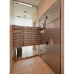  | MEW Exterior photo 07