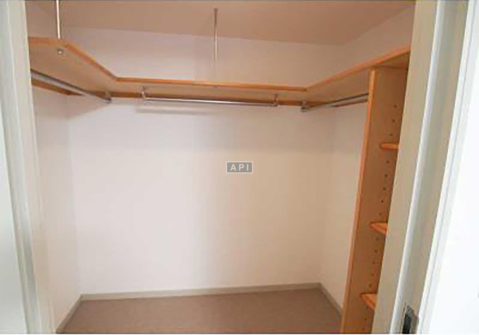  | OYAMA PARK HILLS Interior photo 09