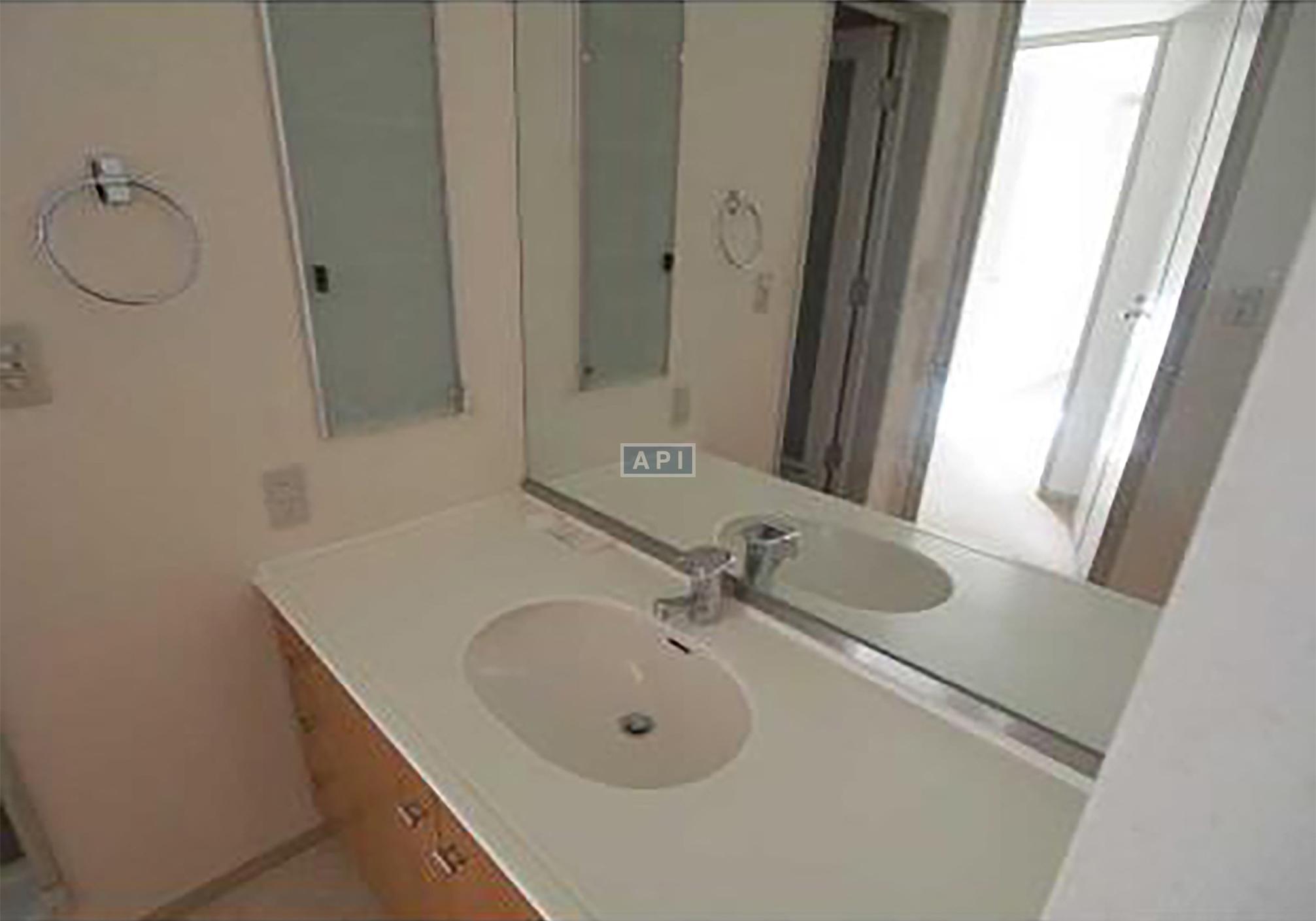  | OYAMA PARK HILLS Interior photo 10