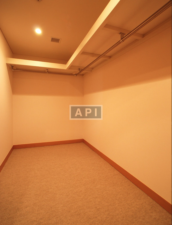  | ROPPONGI SAKURAZAKA RESIDENCE Interior photo 04
