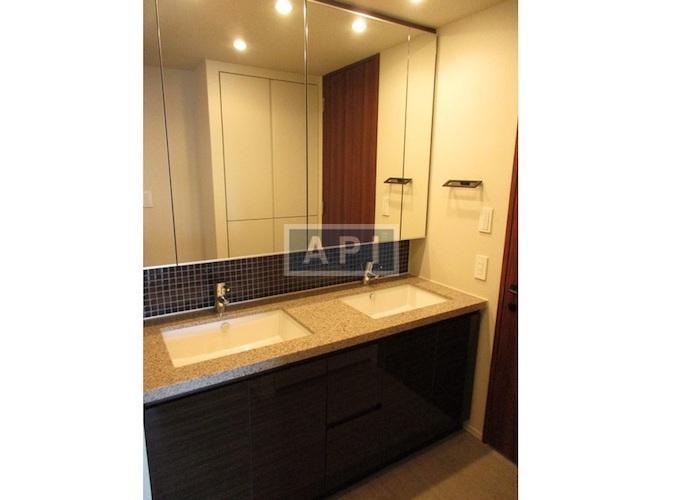  | COMFORIA SHINJUKU EASTSIDE TOWER Interior photo 05