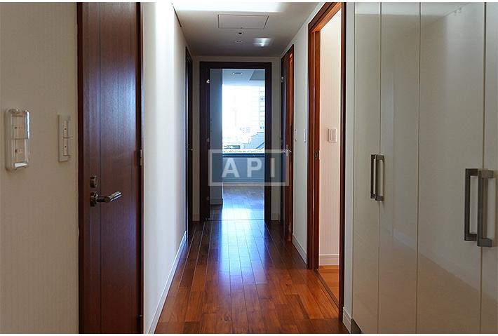  | THE PARK RESIDENCES AT THE RITZ-CARLTON, TOKYO Interior photo 17