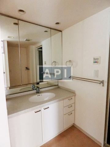  | MFPR COURT DAIKANYAMA Interior photo 06