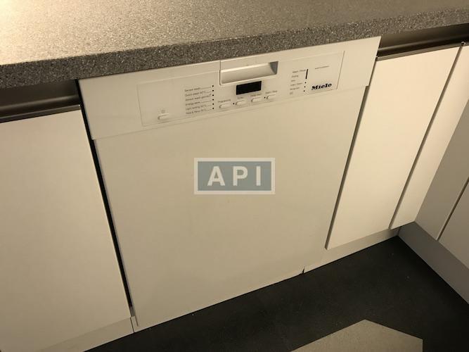  | OMOTESANDO COURT Interior photo 07