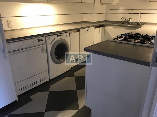  | OMOTESANDO COURT Interior photo 03