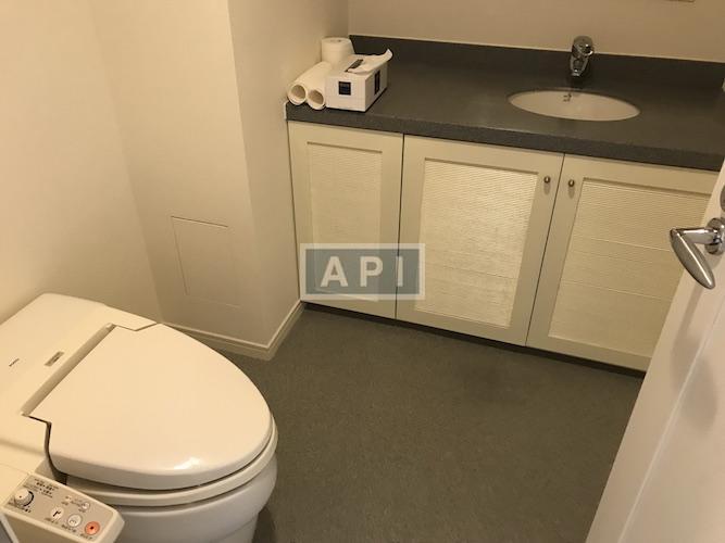  | OMOTESANDO COURT Interior photo 09