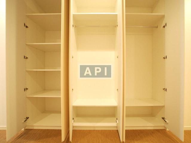  | ARK HILL FRONT TOWER ROP Interior photo 04