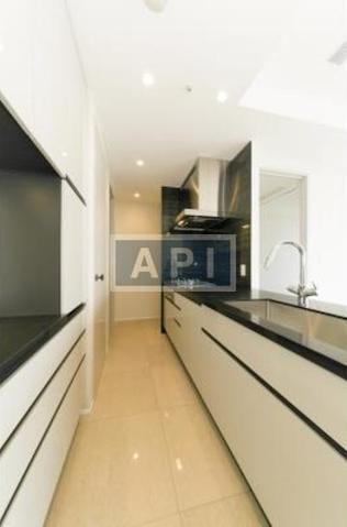  | PARK COURT AOYAMA THE TOWER Interior photo 02