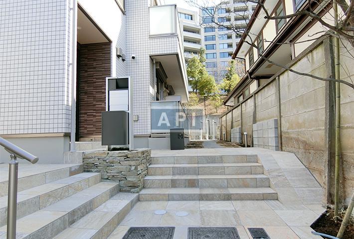  | MAISON ENSOLEILLEE KIHEIYAMA Exterior photo 03