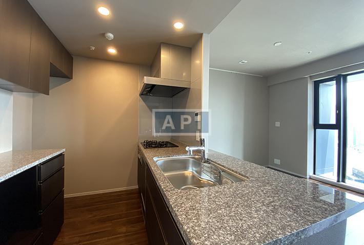  | DEUX TOURS CANAL & SPA WEST Interior photo 05