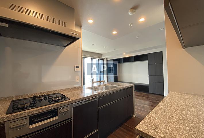  | DEUX TOURS CANAL & SPA WEST Interior photo 06