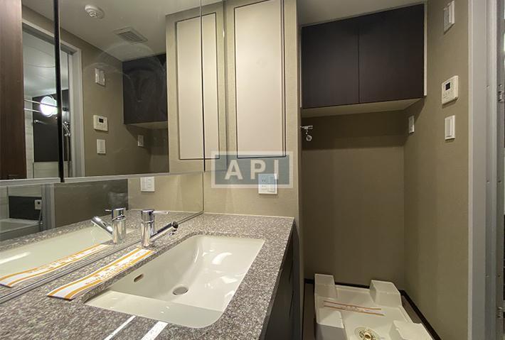  | DEUX TOURS CANAL & SPA WEST Interior photo 15