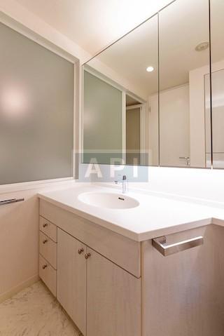  | LA TOUR SHIBAKOEN Interior photo 07