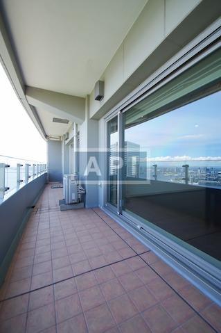  | LA TOUR SHIODOME Interior photo 09