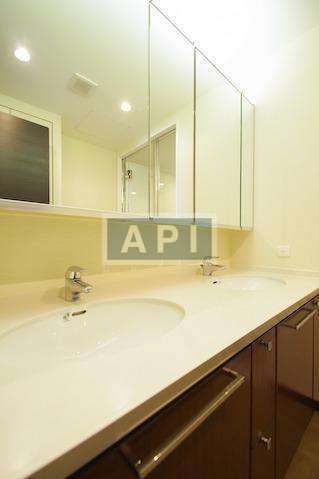  | LA TOUR SHIODOME Interior photo 06