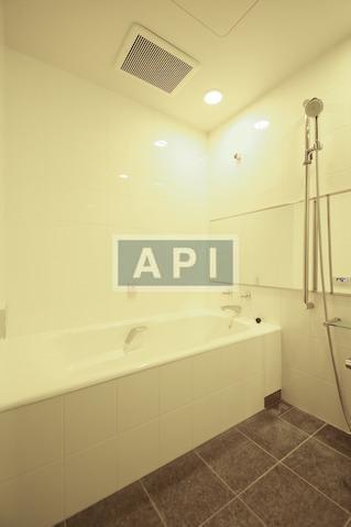  | LA TOUR SHIODOME Interior photo 07