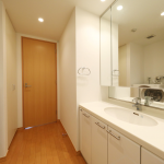 Powder room | ROPPONGI HILLS RESIDENCE B TOWER Interior photo 05