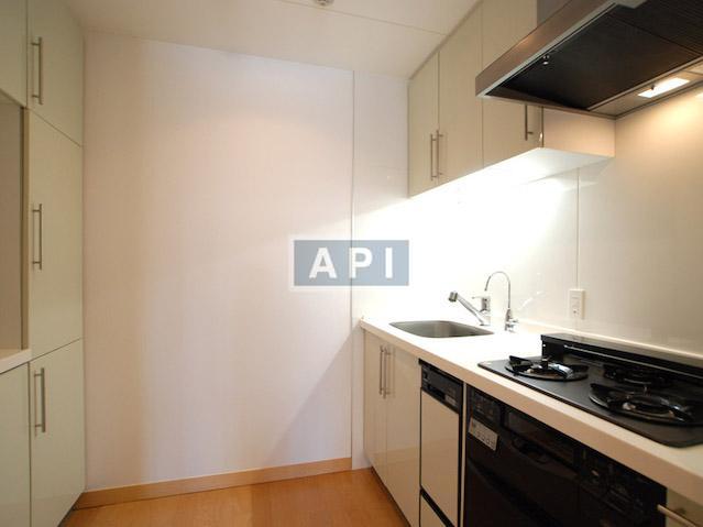  | HOLLAND HILLS MORI TOWER ROP Interior photo 06