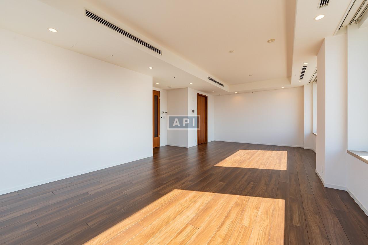  | LA TOUR SHIBAKOEN Interior photo 02